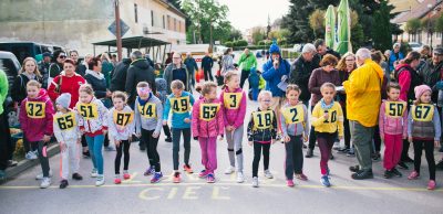 Bežecká spomienka na troch mladých Chtelničanov